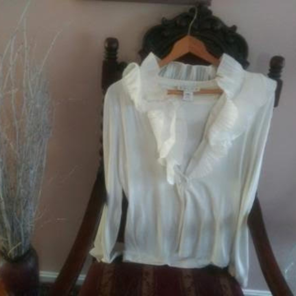Women;s Size Small  Sexy White Blouse Zelda